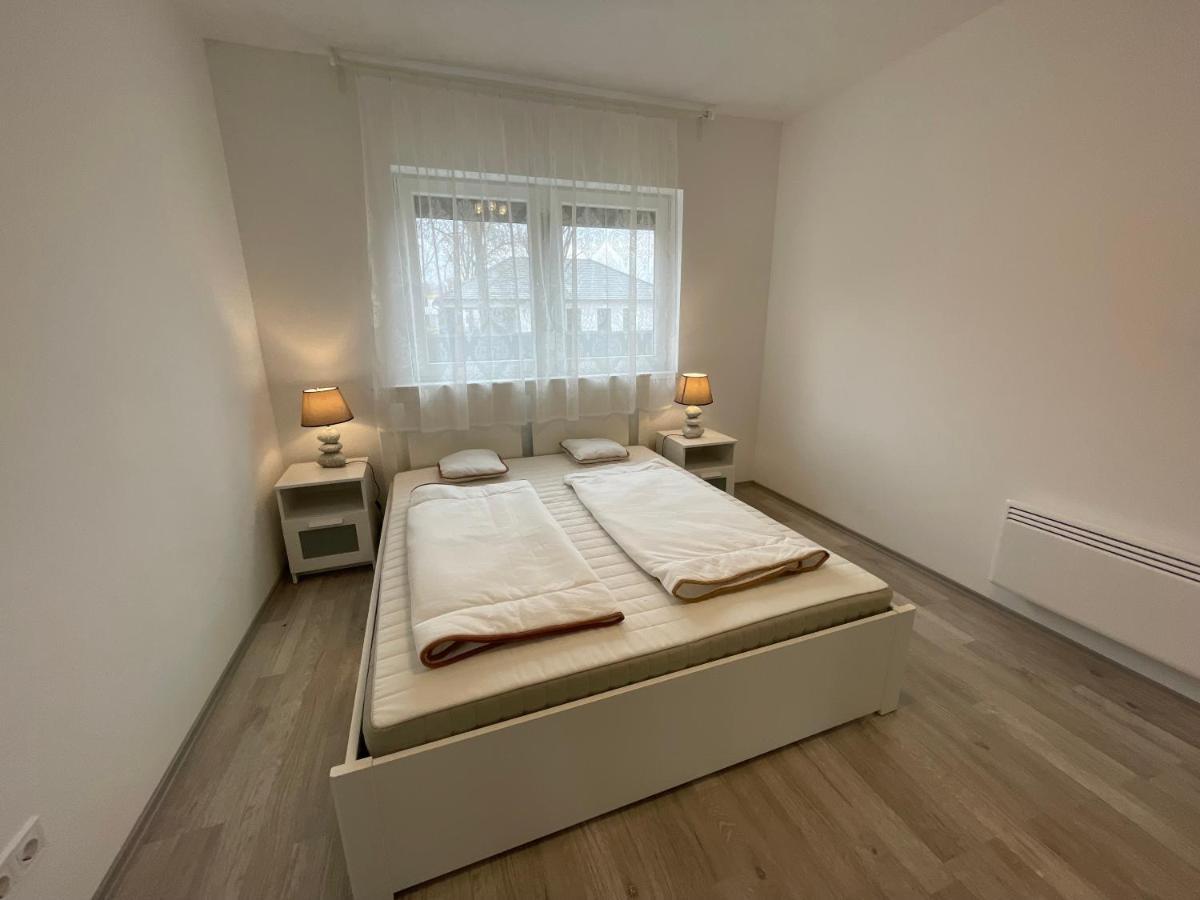 Sorrento Deluxe Apartment - Jacuzzi シオーフォク エクステリア 写真
